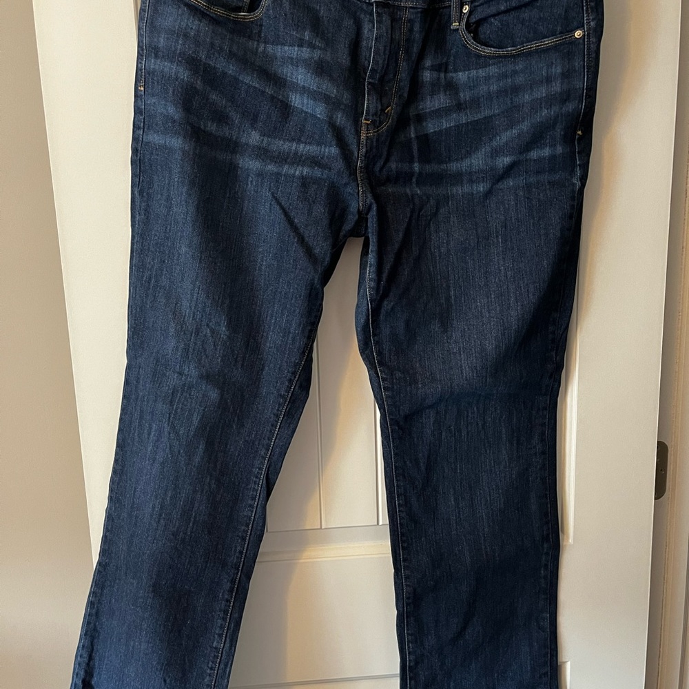 Women’s Levi 505 straight Cut  sz 16 dark wash